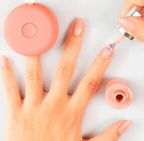 Nagellackentferner-Pads In Praktischer Box – 80 Stück, Tragbar, Mit Erdbeer- & Kamillenduft