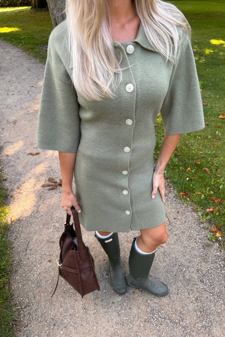 BYIC x Molly&My - Oliviaic Knit Dress H105-1 - Army Green Kjoler