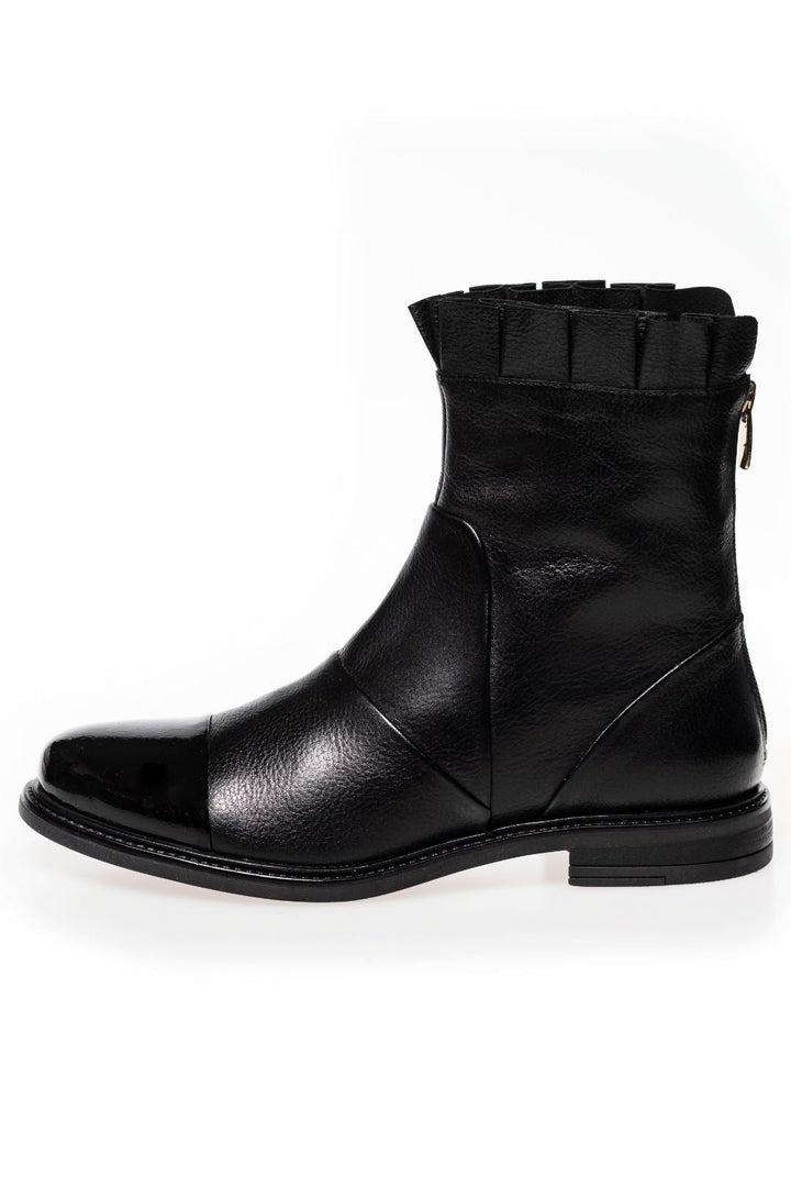 Copenhagen Shoes - Margaret - 00010 Black W/Patent Toe Støvler
