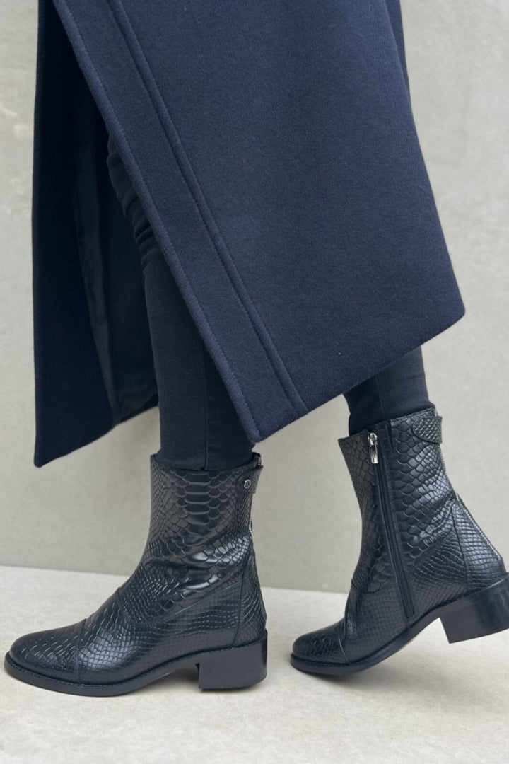 Copenhagen Shoes - She Crocco - Black Støvler