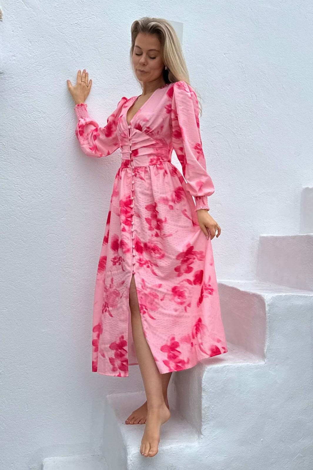 Forudbestilling - BYIC - Adelic Long Dress - apfp Abstract Pink Flower Print Kjoler