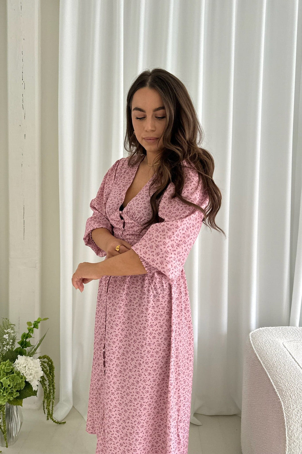 Forudbestilling - BYIC - Adelic Long Dress - pfsp Pink Flower Stem Print Kjoler