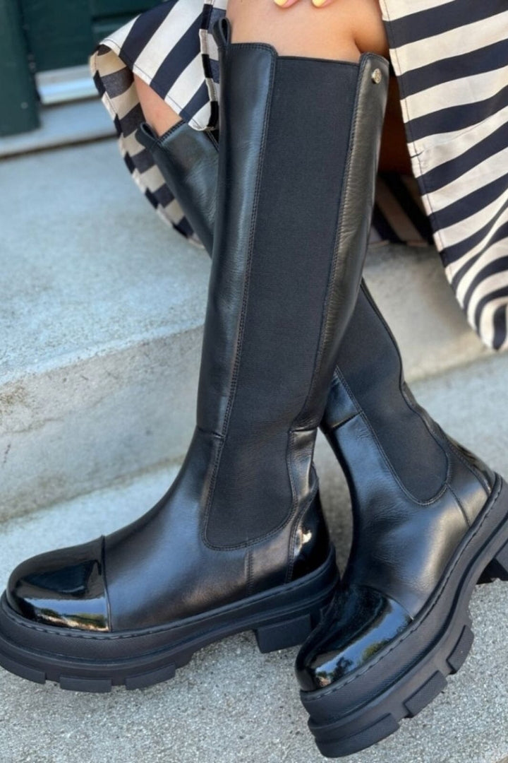 Forudbestilling - Copenhagen Shoes - Follow Me - 038 Black Patent Støvler