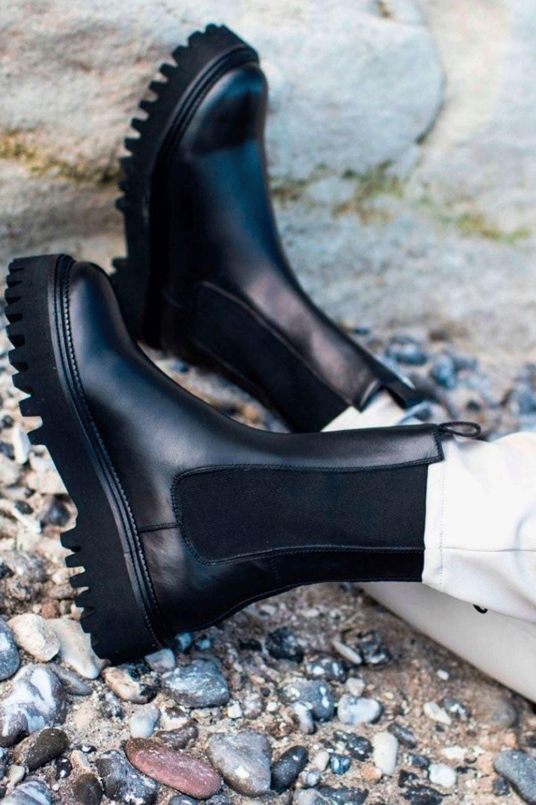 Copenhagen Shoes - Lemon (Plain Color) - Black Støvler