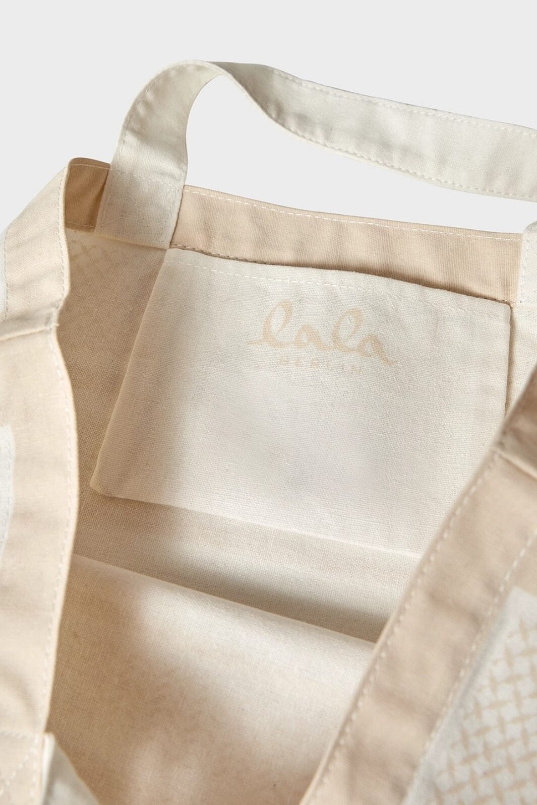 Lala Berlin - Tote Maja 10010373 - Heritage Stripe Cream