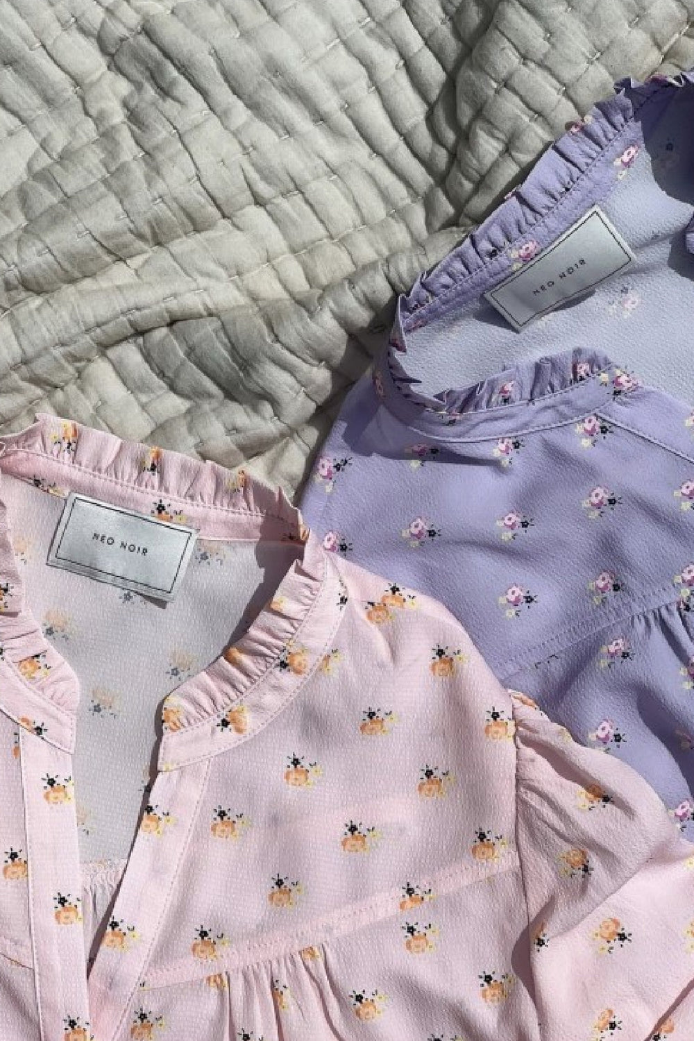 Forudbestilling - Neo Noir - Camisa Bellerose Blouse - Lavender (Juni) Skjorter