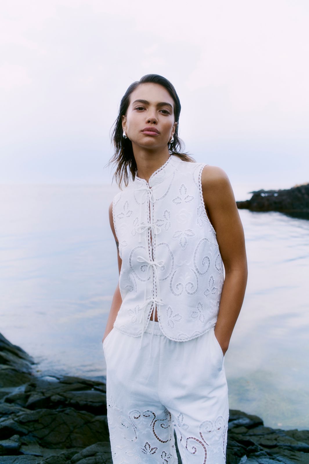 Forudbestilling - Second Female - Vilma Top 59724 - White 1001 Toppe