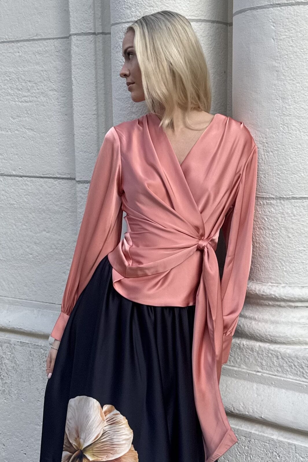 Karmamia - Ines Blouse 2090 - Semi Rich Peach Bluser