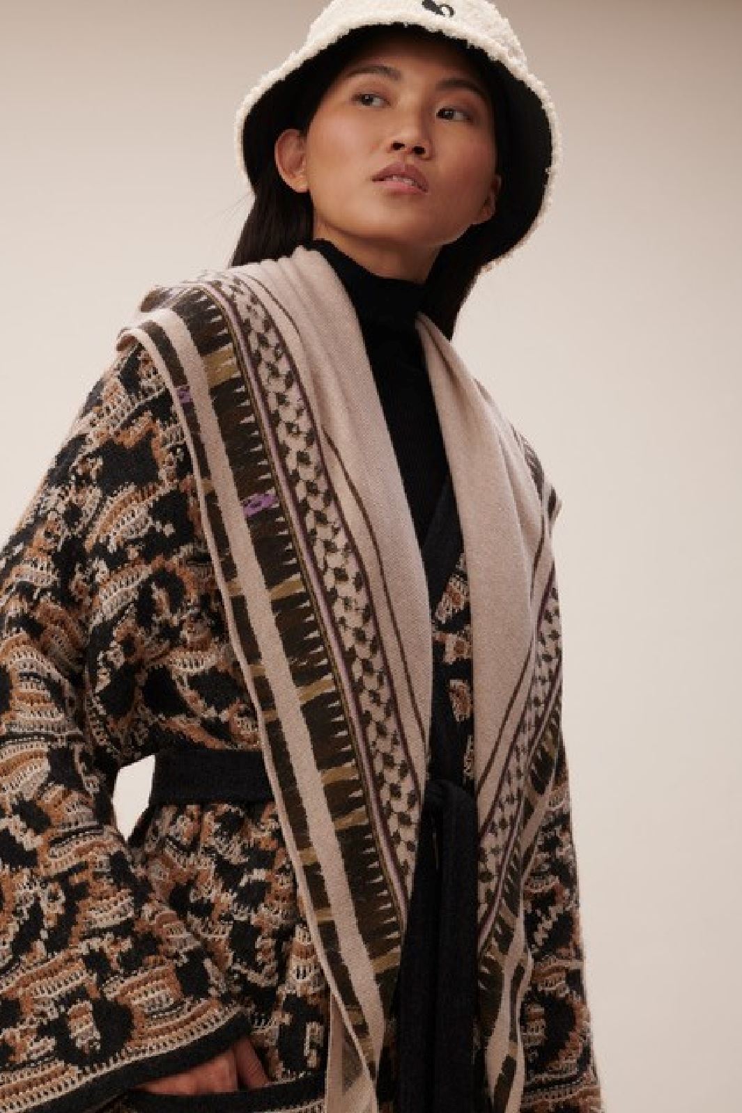 Lala Berlin - Triangle Tassel Kufiya - Tassel Dune Tørklæder