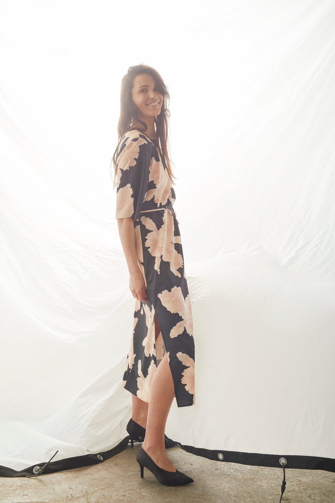 Love & Divine - Love1354 18860 - 815 - Black/Flower Kjoler