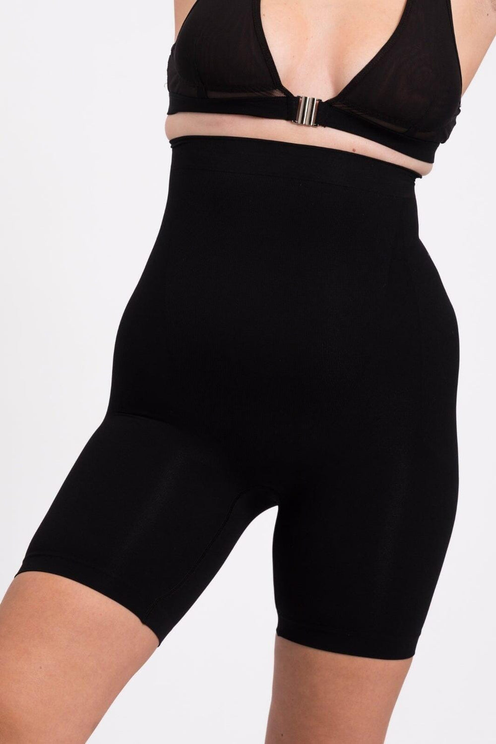 Lykkeland Ateliér - Alturra Highwaist Shaping Shorts - Black Shorts