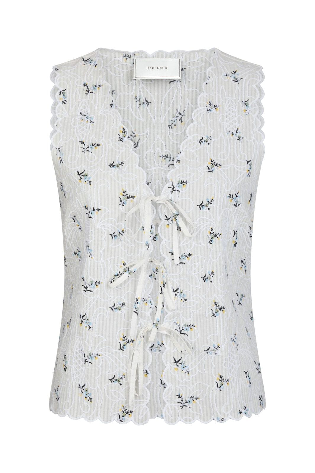 Neo Noir - Bibi Embroidery Print Top 165122 - 121 - Off White