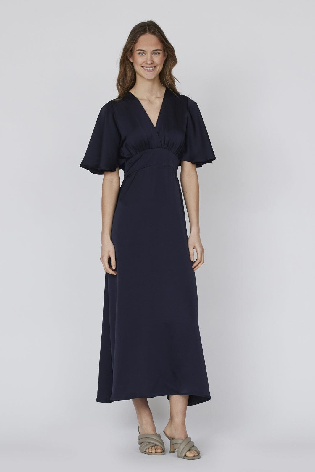 Sisters Point - Gisela-Dr - 440 Navy Kjoler