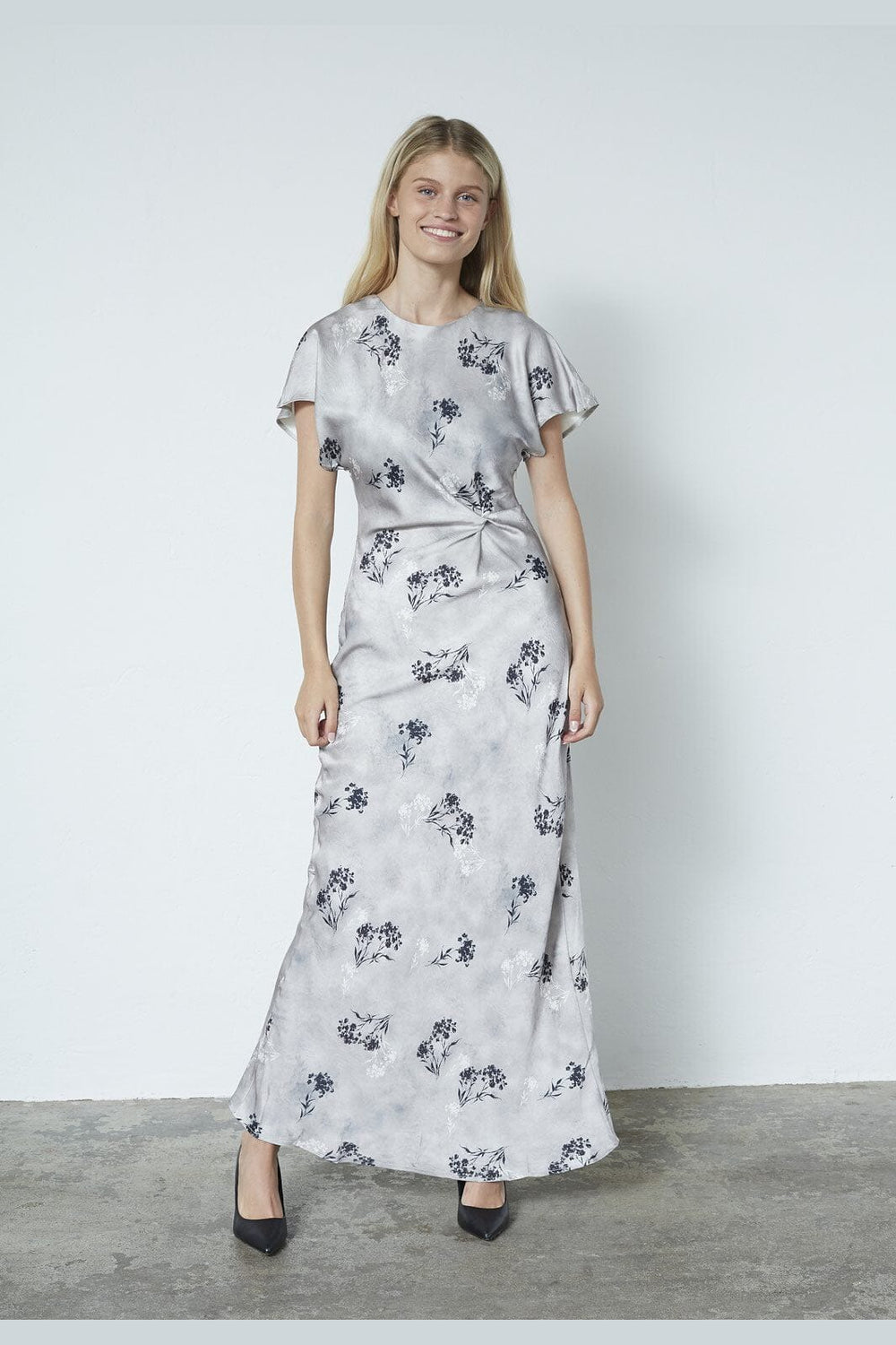 Sisters Point - Gista-Dr1 19353 - 813 - Grey/Flower