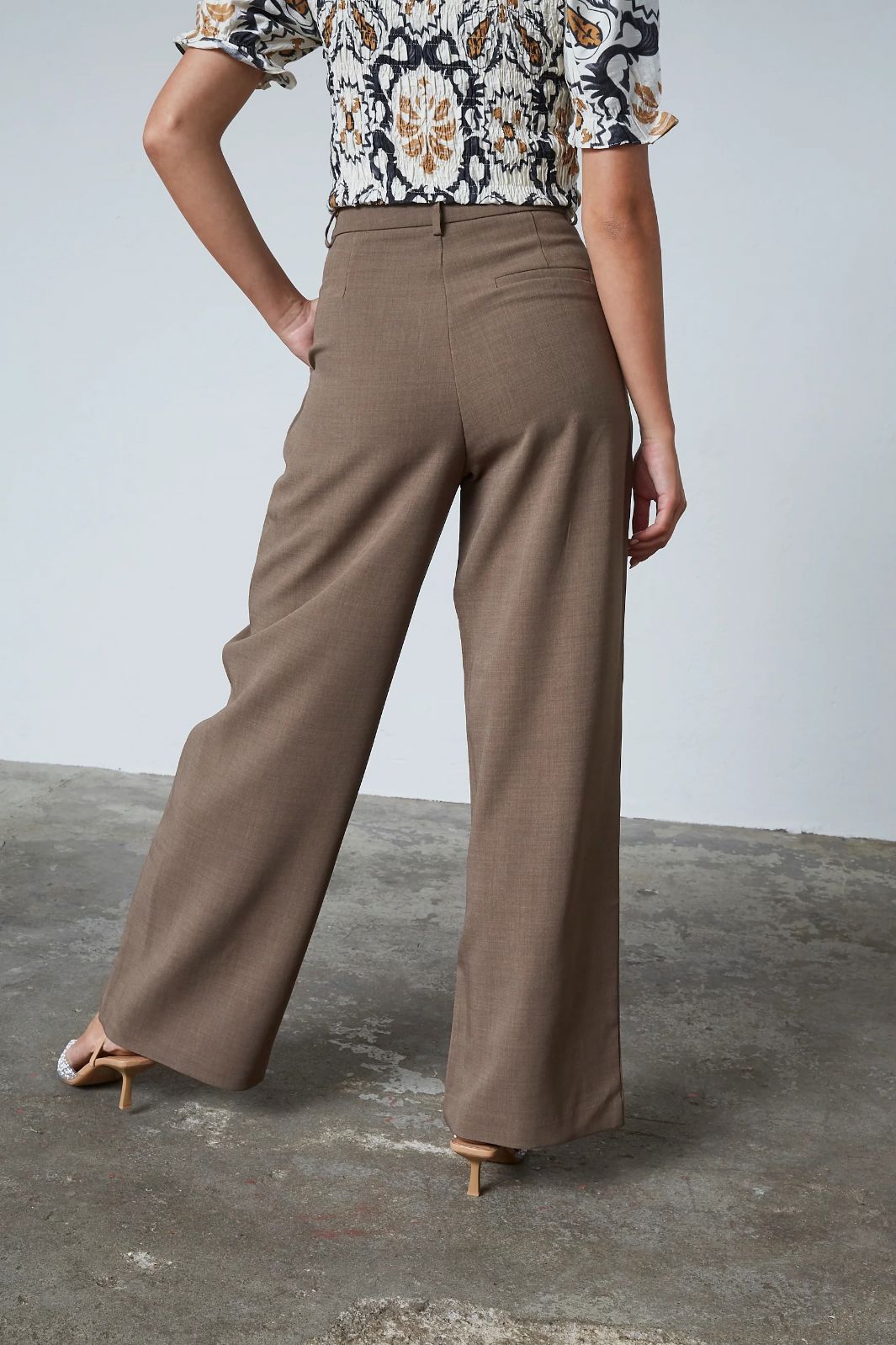 Sisters Point - Great-Pa3 19065 - 216 - Cappuccino