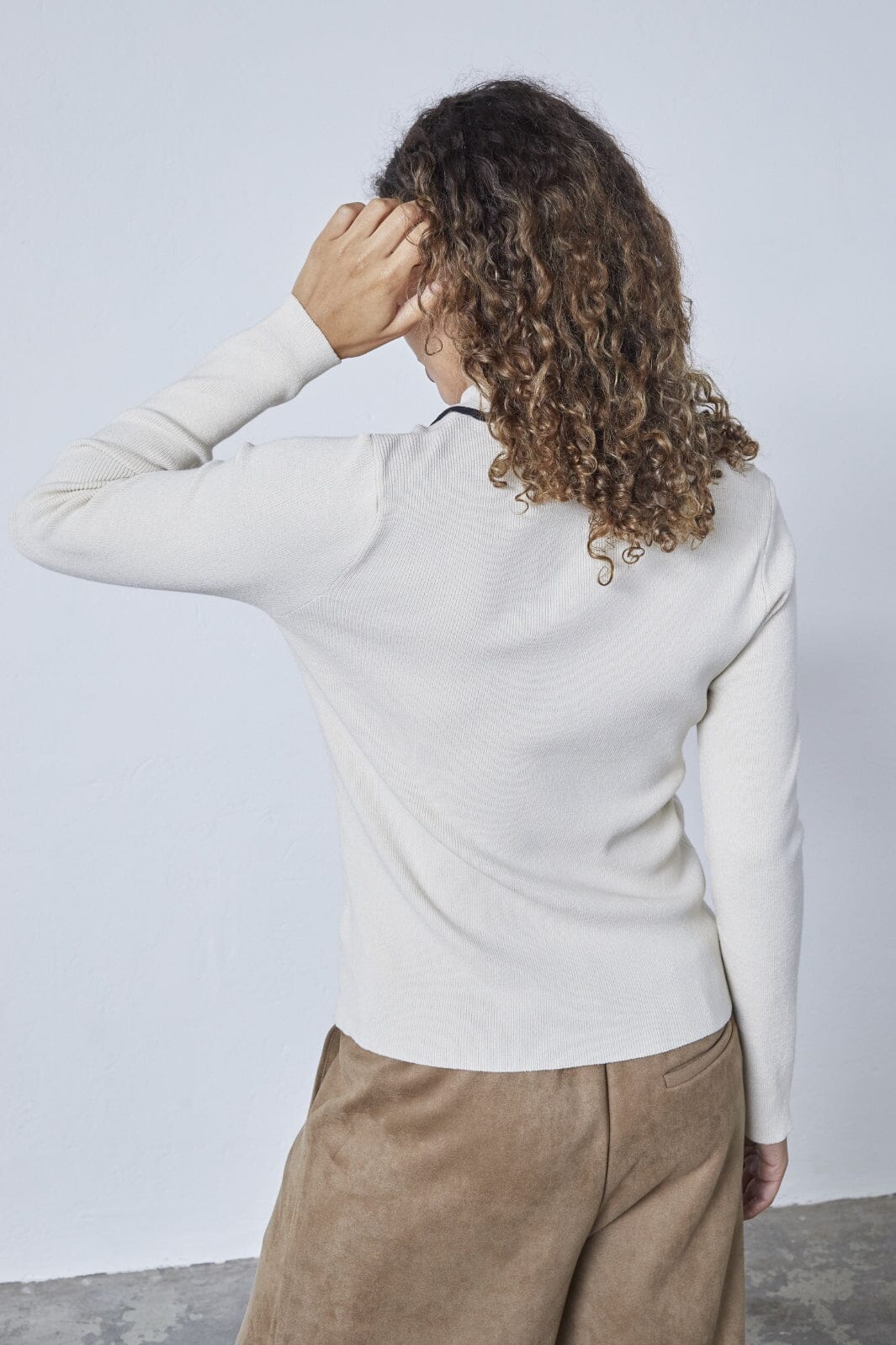 Sisters Point - Litas-Ls 19061 - 119 - Porcelain/Black