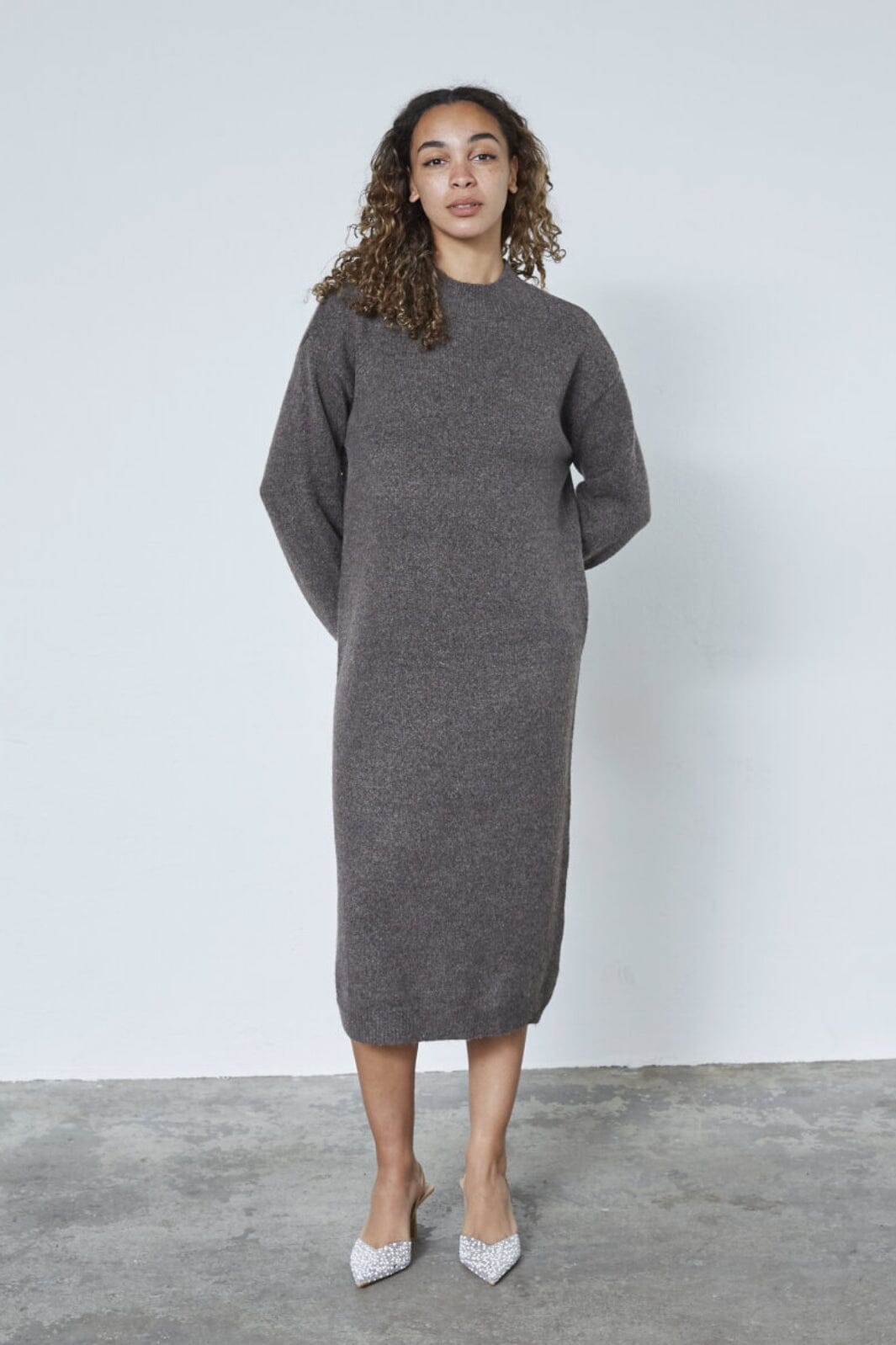 Sisters Point - Luca-Dr 19079 - 201 - Brown Mel.