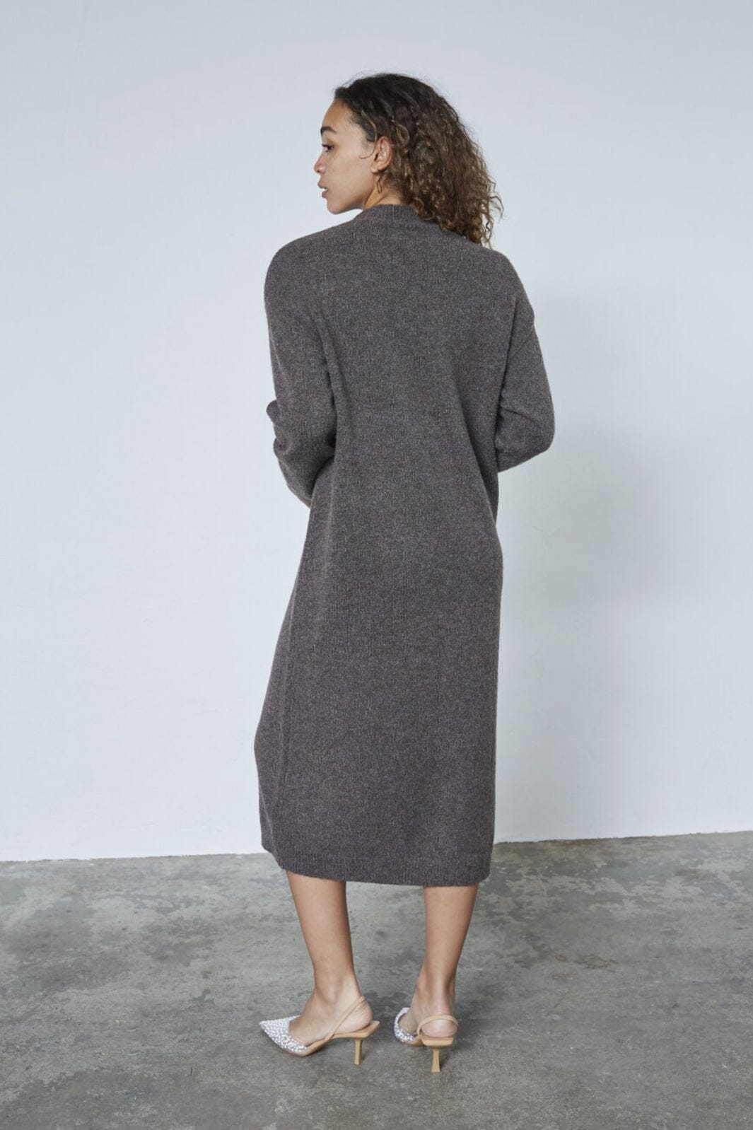 Sisters Point - Luca-Dr 19079 - 201 - Brown Mel.