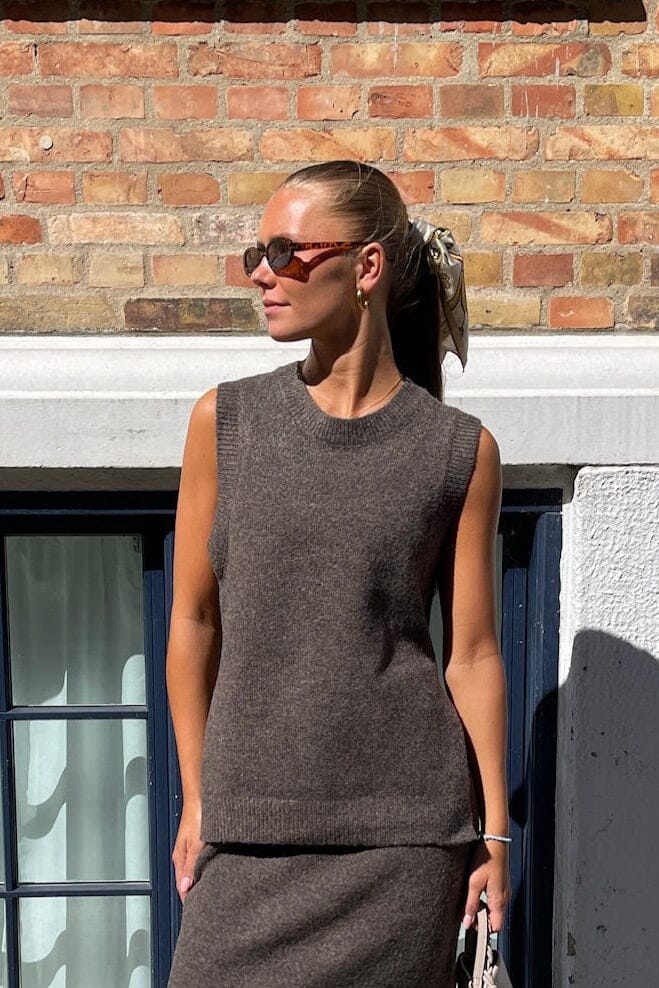 Sisters Point - Luca-Ve 19078 - 201 - Brown Mel. Strikbluser