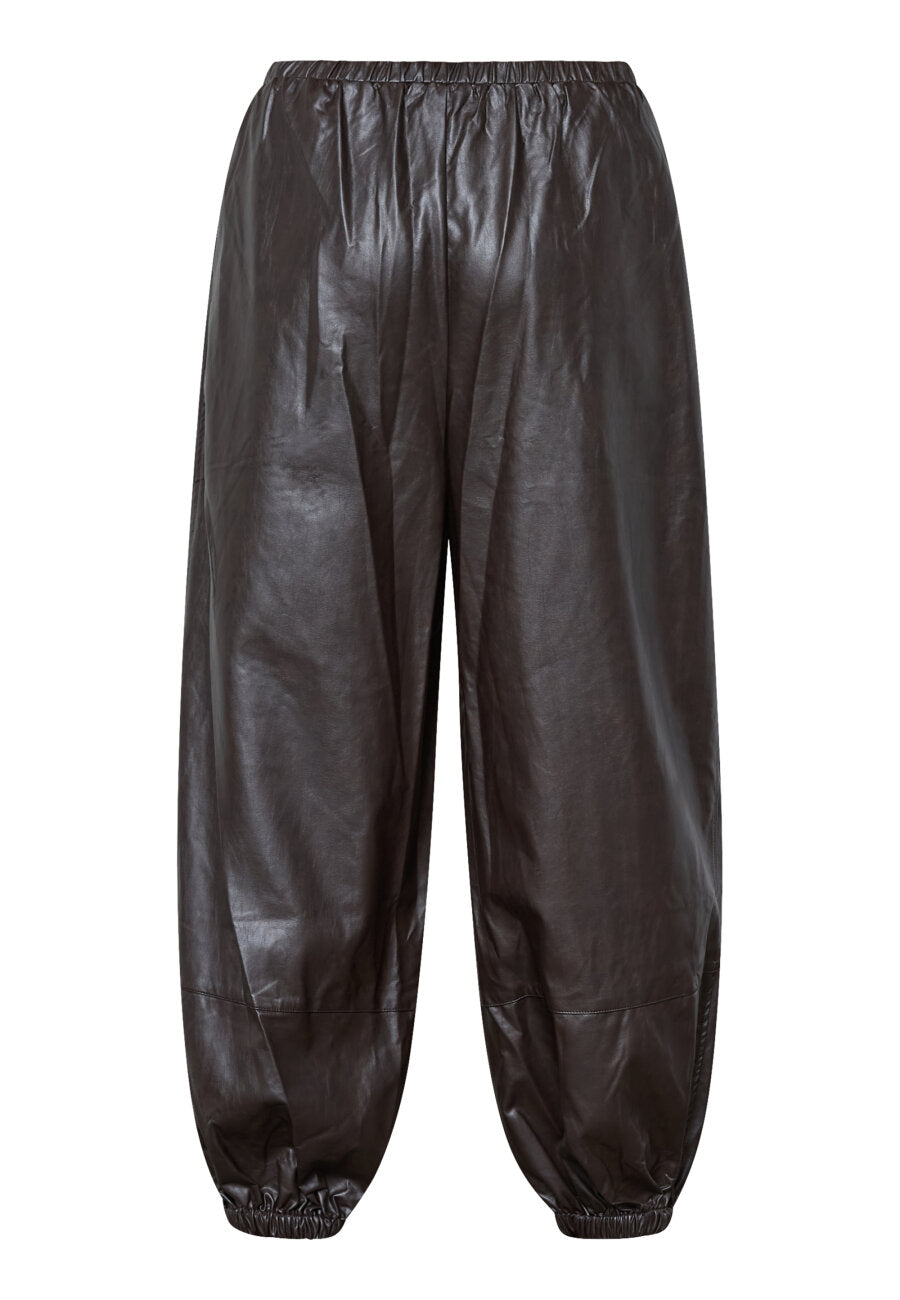 Sisters Point - Vosi-Pa 19682 - 222 - D. Chocolate