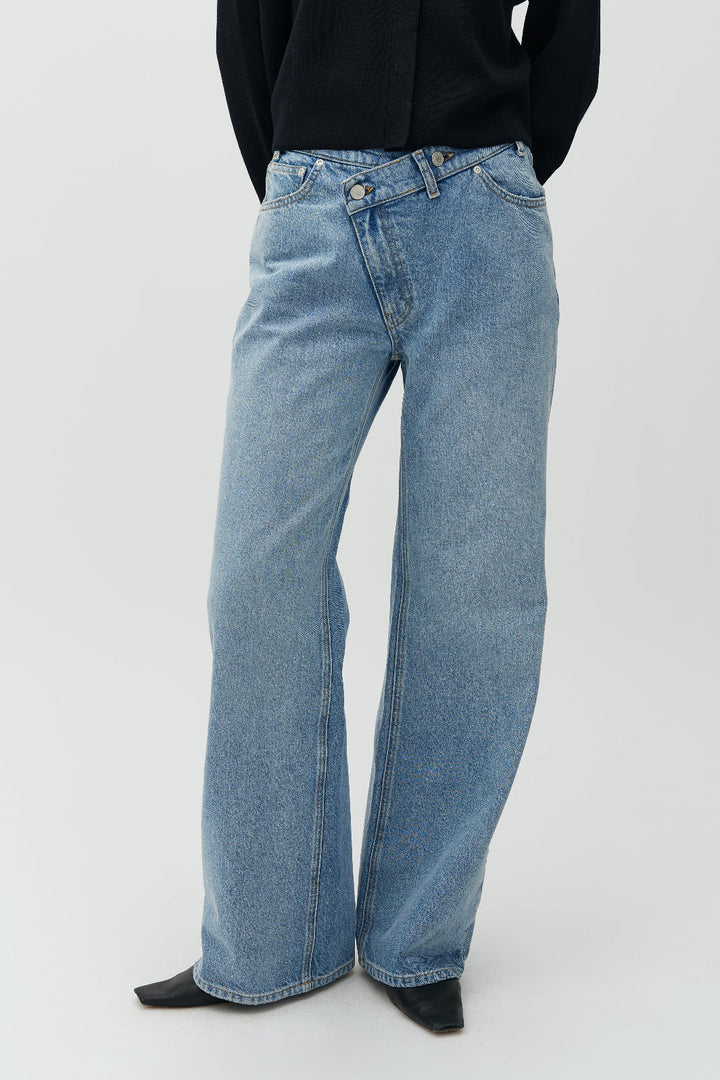 MbyM - Bellmer-M 64391291 - V61 - Light Blue Brushing