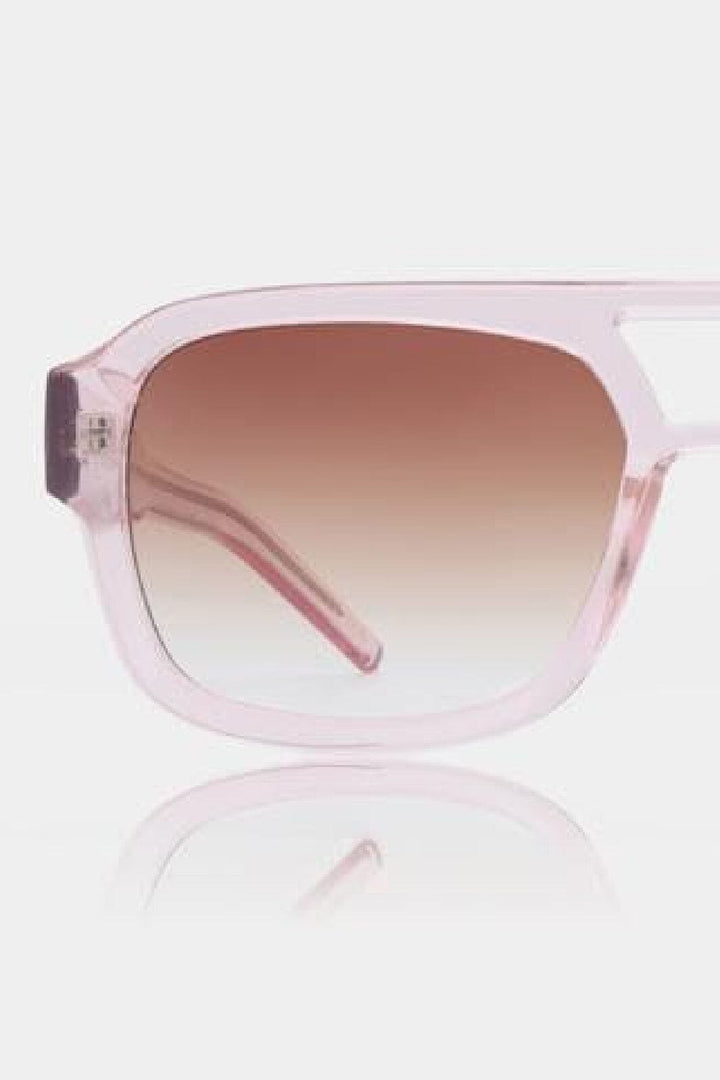 A. Kjærbede - Kaya - Galatic Pink Solbriller 
