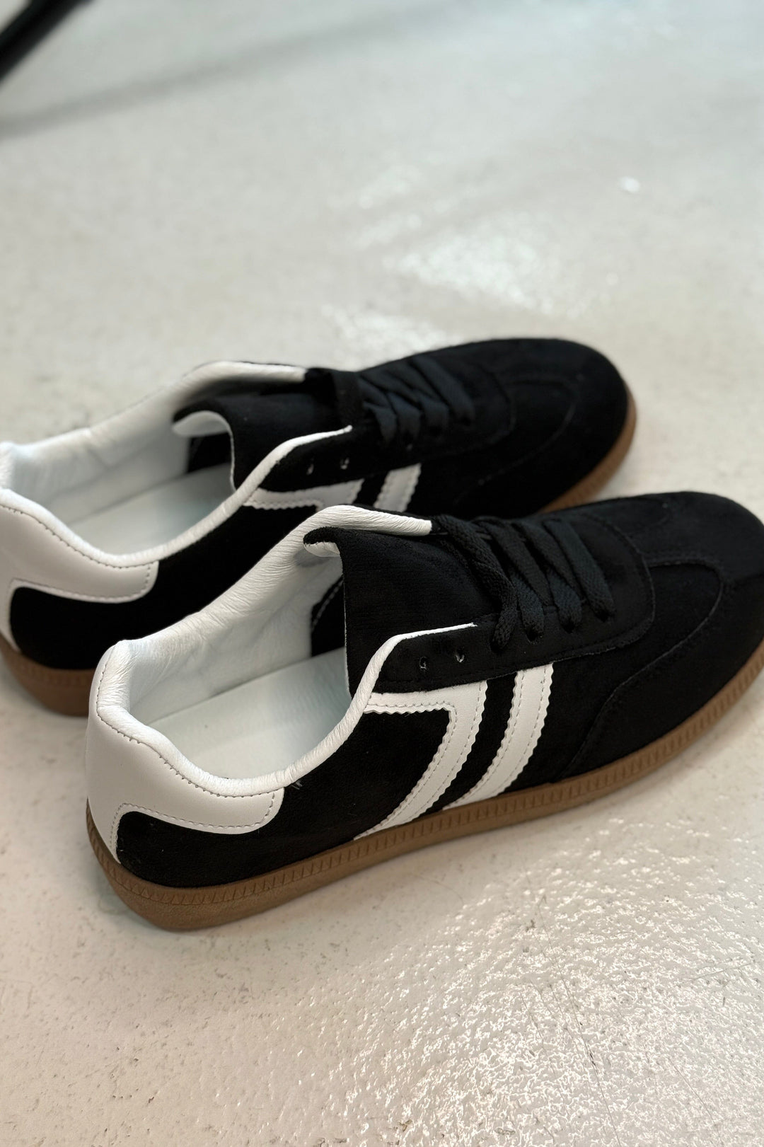 Bloom - Amira - Black Sneakers 