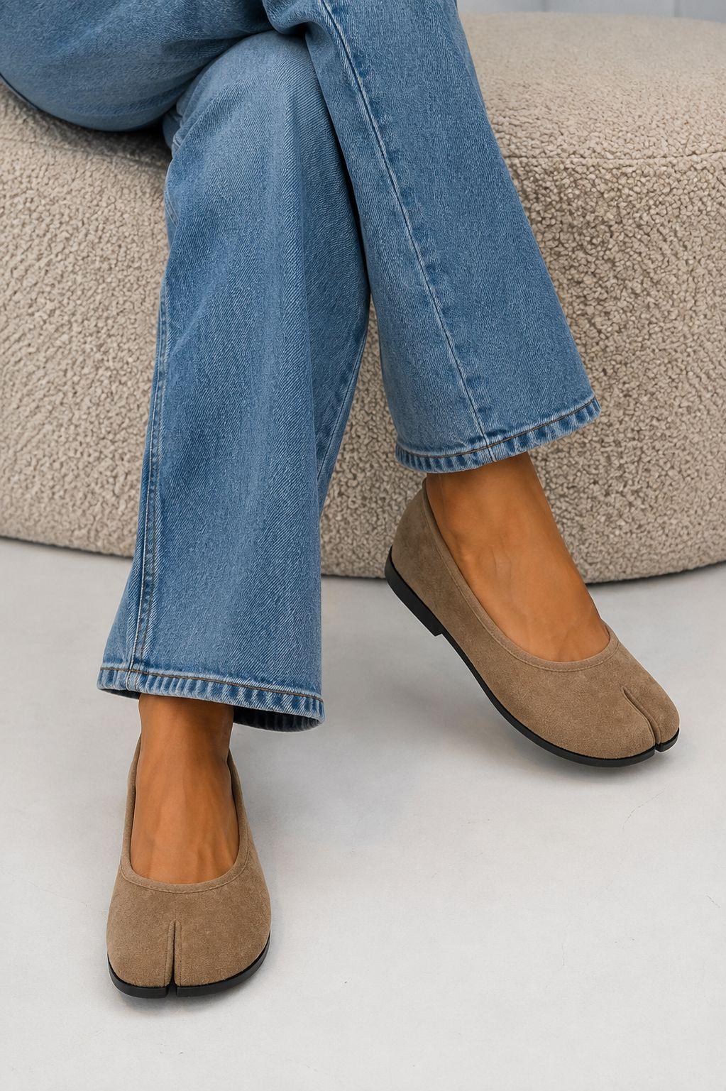 Bloom - Gentian Ballet Flats - Taupe Ballerinaer 