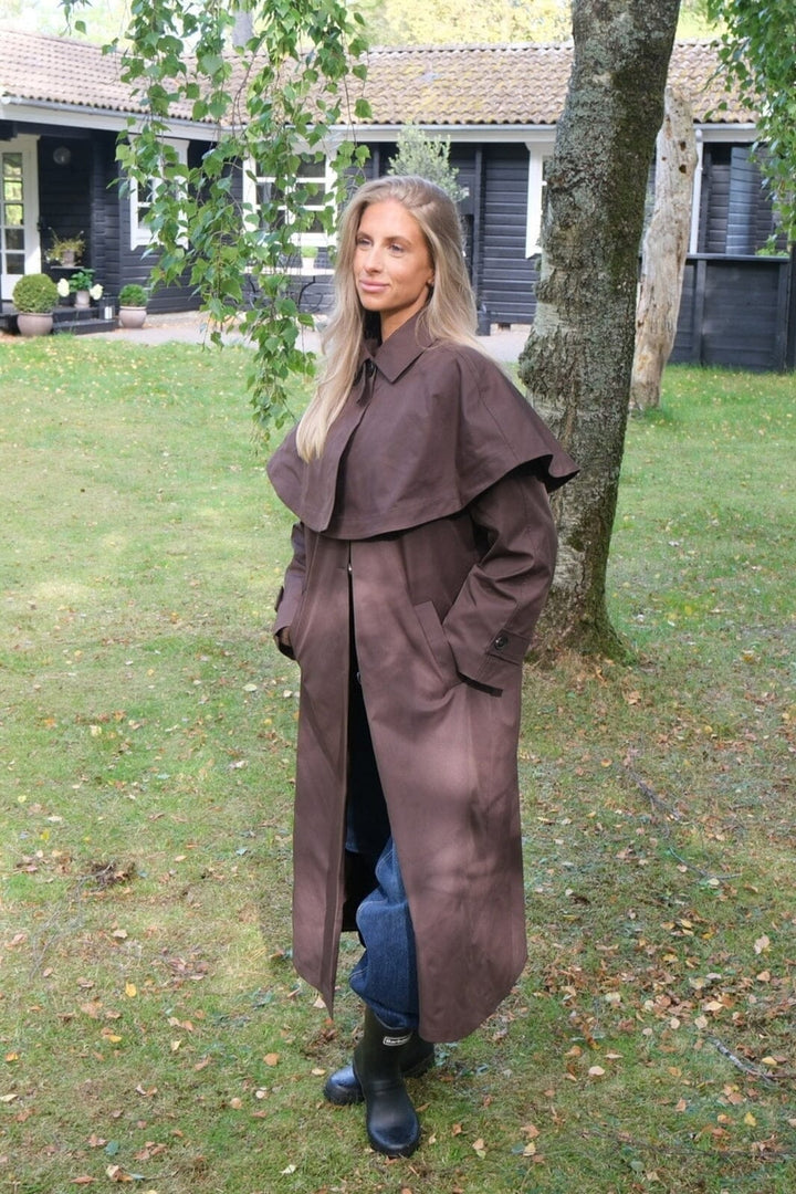 BYIC - Caroic Cape Trenchcoat A25578 - Chocolate Brown