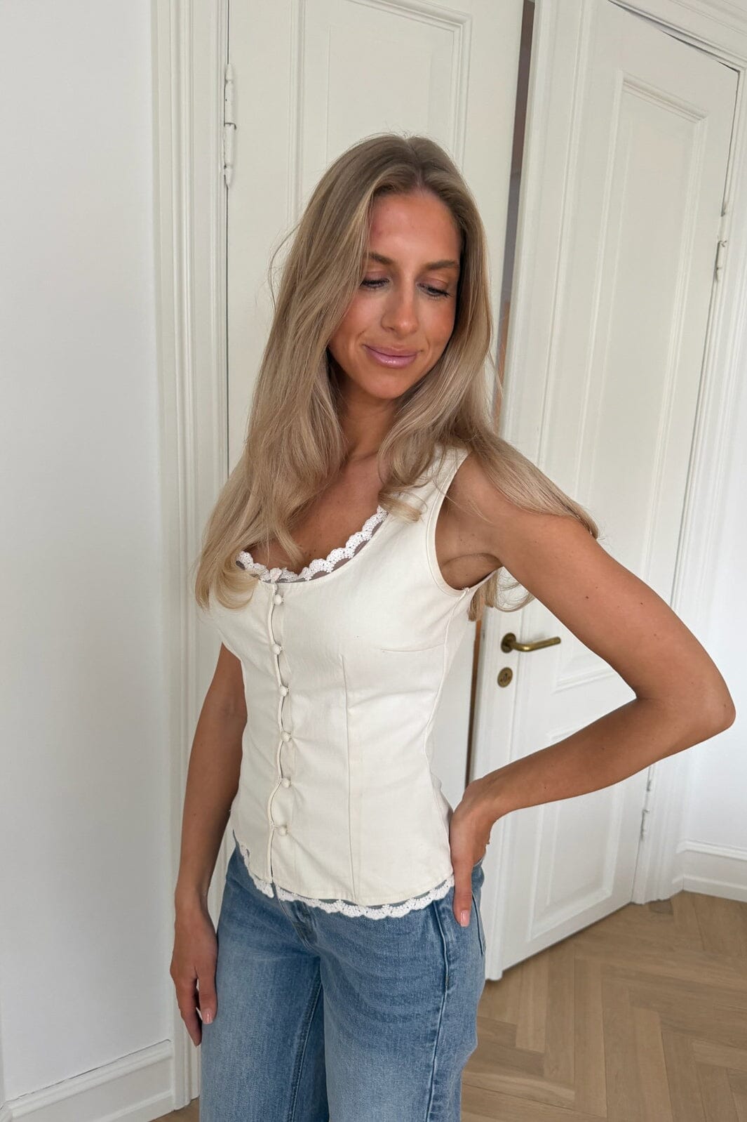BYIC - Elsieic Top A23887 - Off White Lace