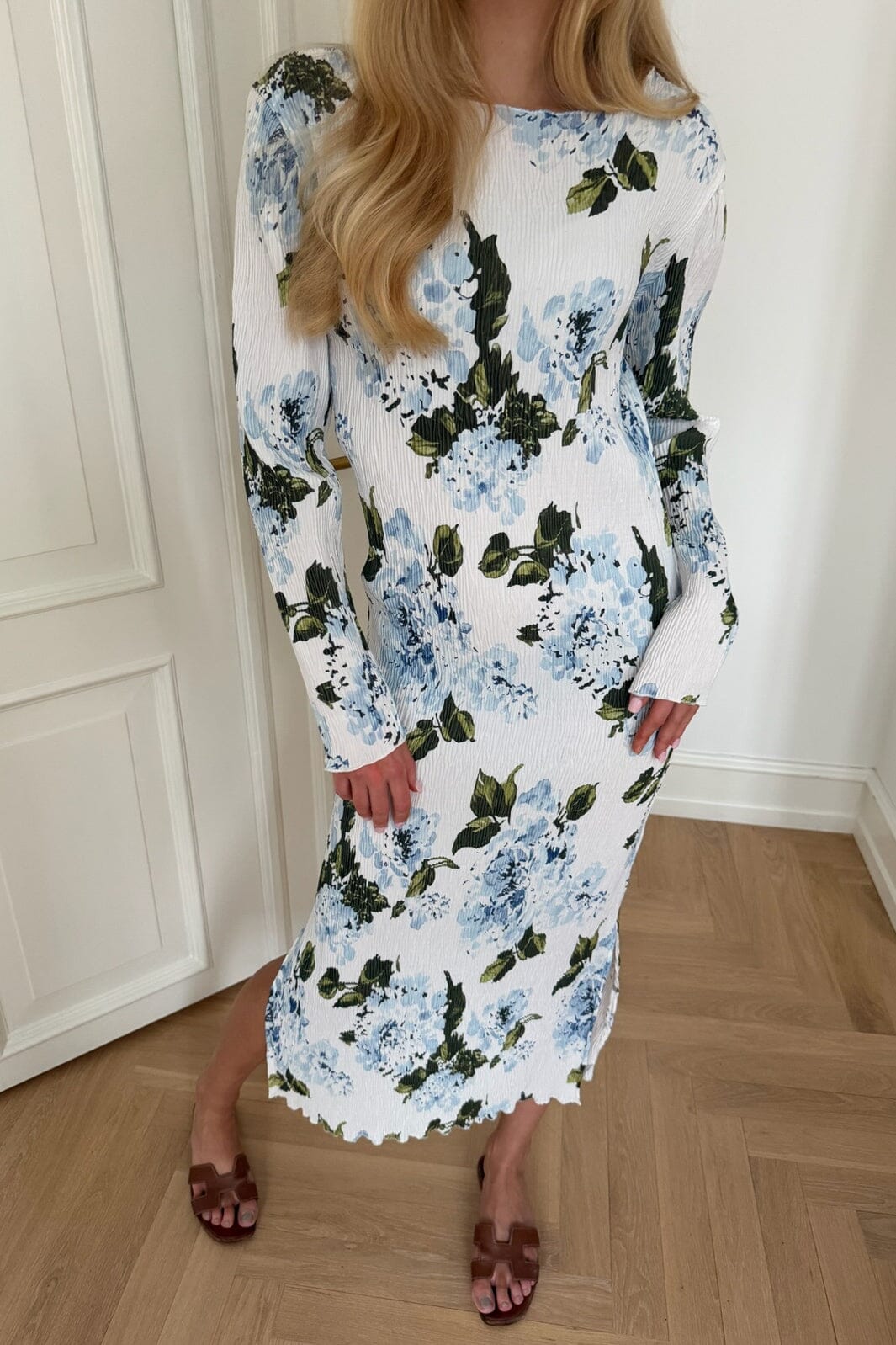 BYIC - Odaic Dress A1015 - Blue Botanical Print