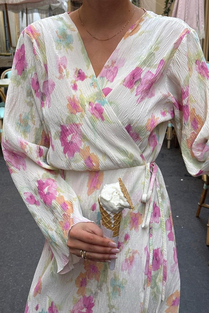 BYIC - Ofeliaic Long Wrap Dress A23640 - Pink Flower Blush Print Kjoler 