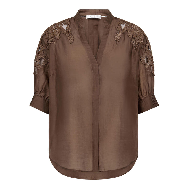 Co´Couture - Kawacc Emb. Ss V-Shirt 500223 - 20003 - Dark Brown Skjorter 