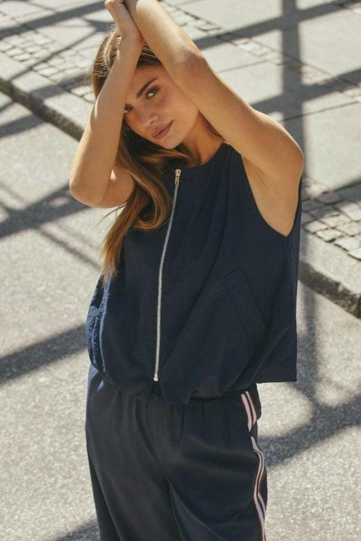 Forudbestilling - Co´Couture - Minguscc Balloon Vest 30358 - 120 - Navy Jakker 