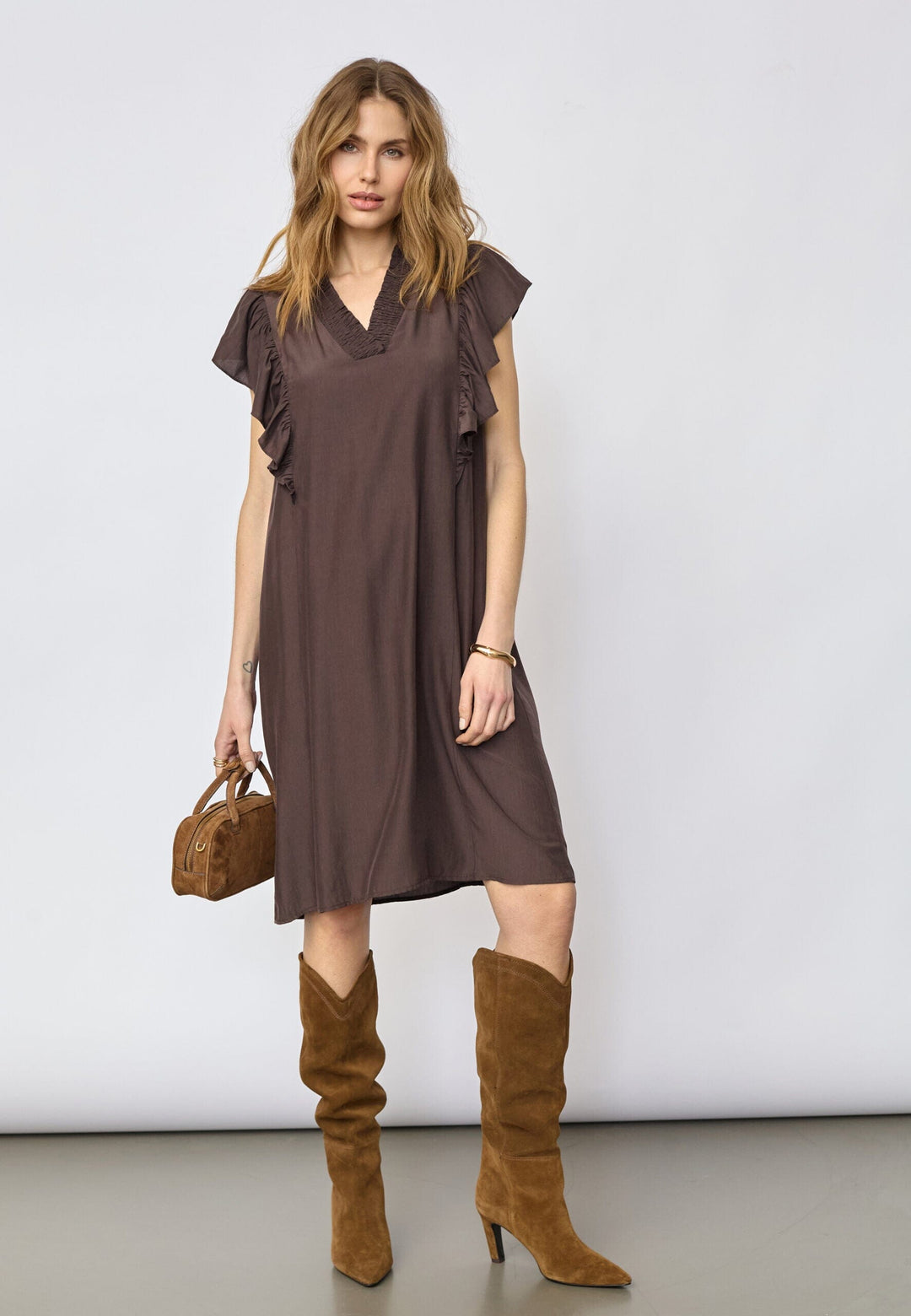 Co´Couture - Sunrisecc Frill Crop V-Dress 46101 - 145 - Dark Brown Kjoler 