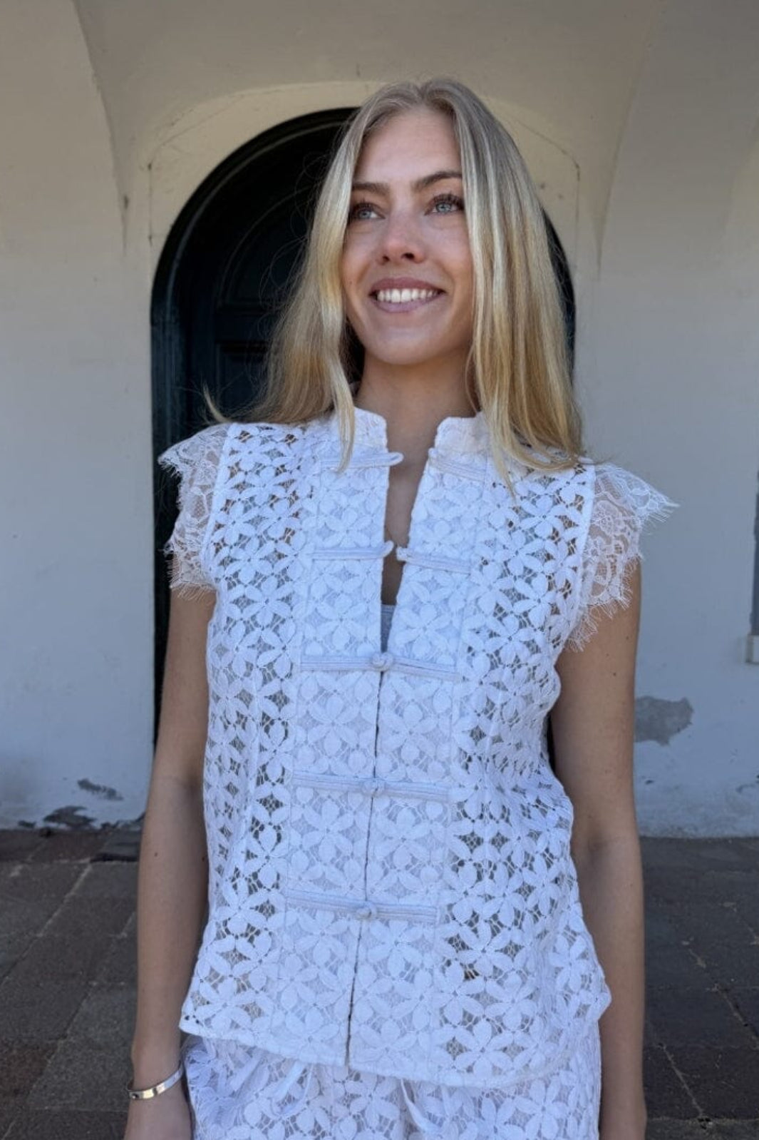 Continue - Molly Lace 15254 - 02 - White