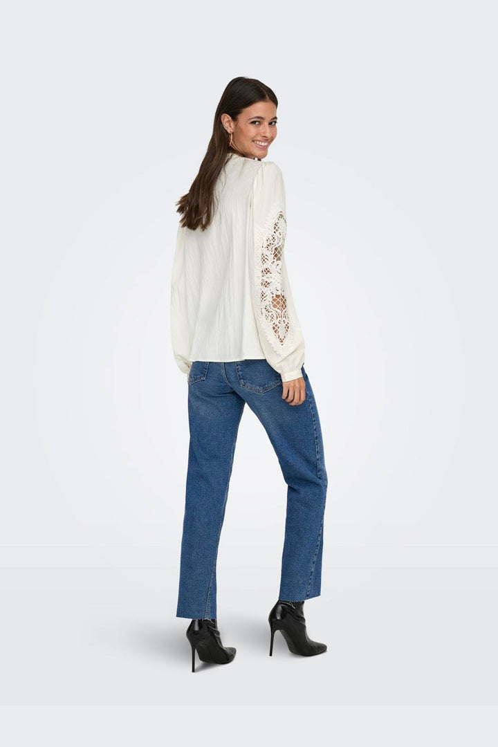 JDY - Jdycora L/S Shirt - 5035112 Cloud Dancer