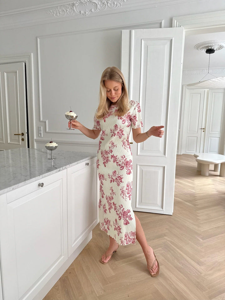 Forudbestilling - BYIC x Molly&My - Odaic Ss Dress A23834 - Vintage Rose Kjoler 