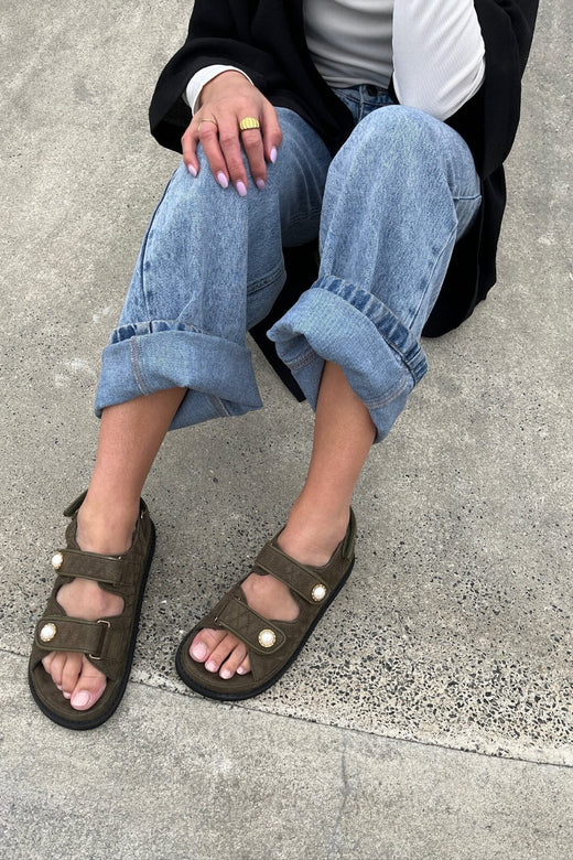 Forudbestilling - Copenhagen Shoes - The Pearl Sandal CS8579 - 100 - Army Green Sandaler 