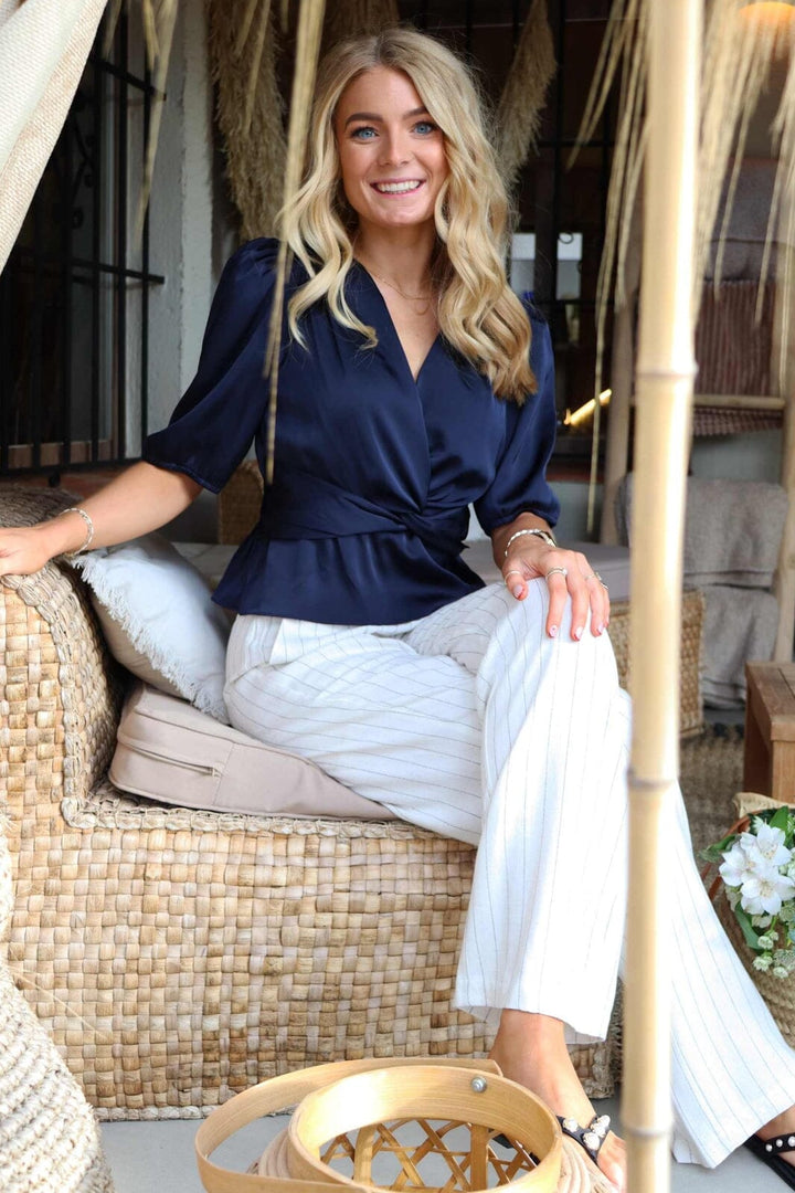 Liberte - Tiki-Ss-Twist-Blouse 22205 - Midnight Navy