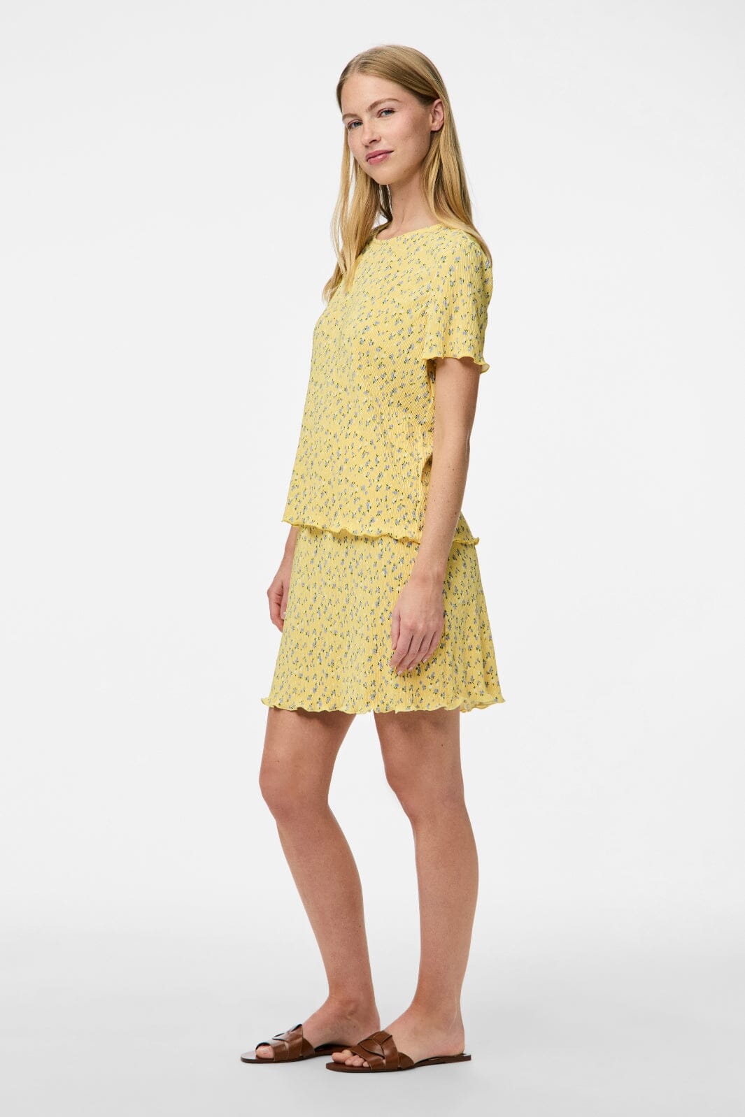 Pieces - Pcflora Short Skirt - 4699153 Pale Banana Small Flower