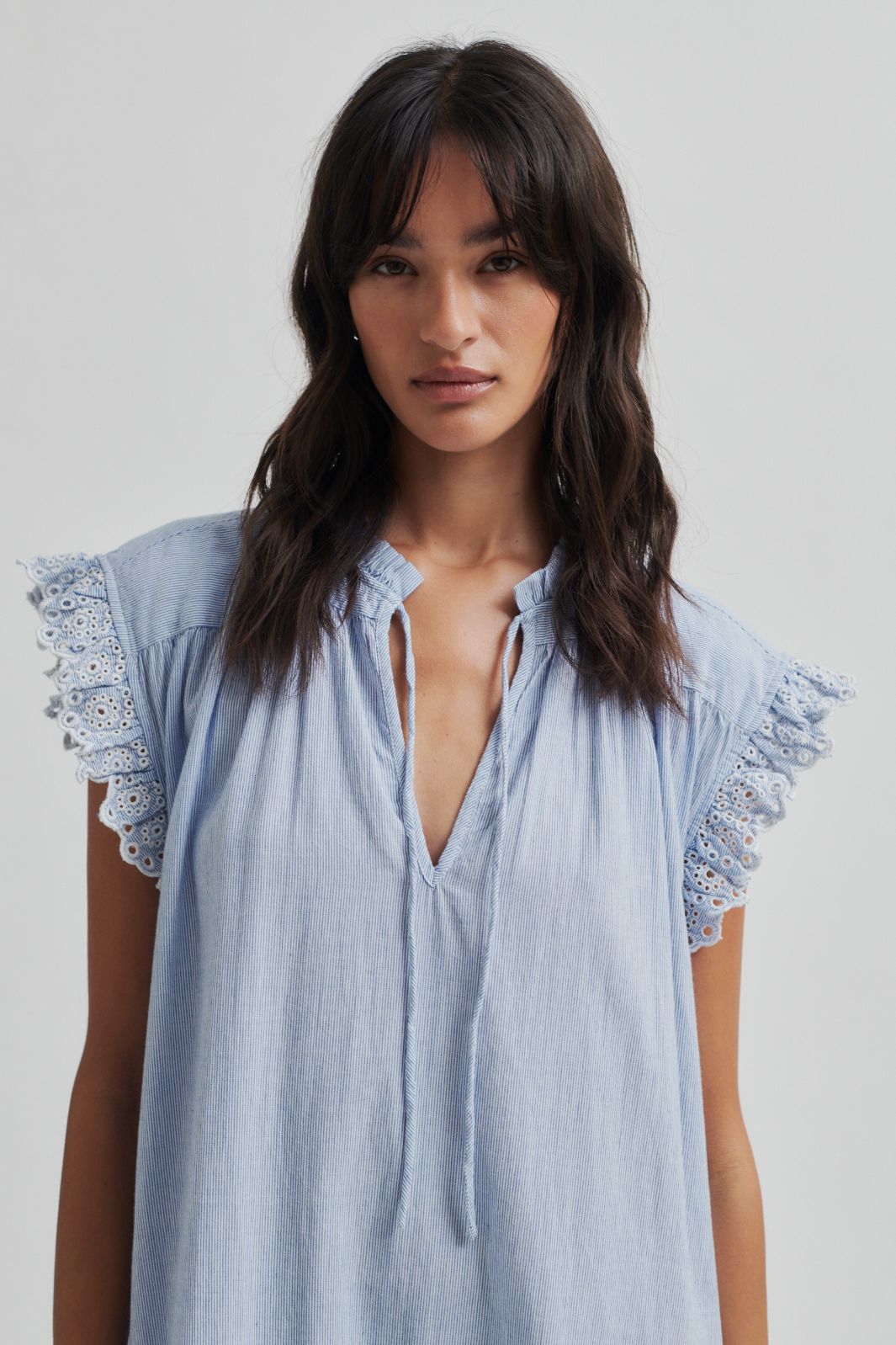 Forudbestilling - Second Female - Laure Dress 59715 - Light Blue Stripe Kjoler 