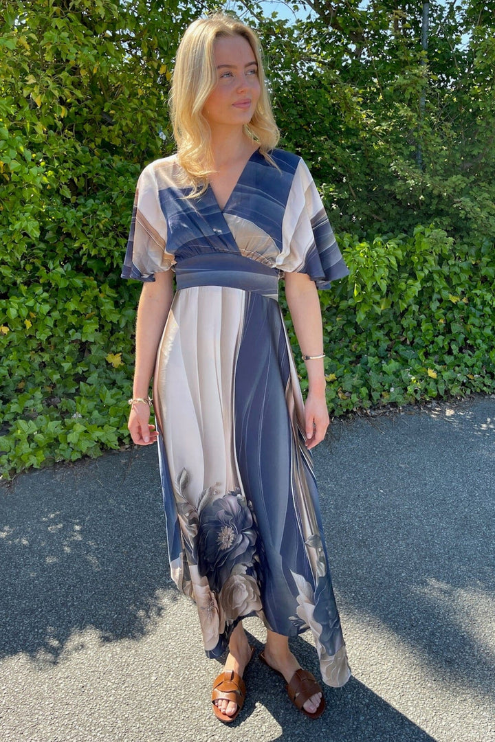 Forudbestilling - Sisters Point - Gisela-Dr18 19226 - 803 - Wave/Flower Kjoler 