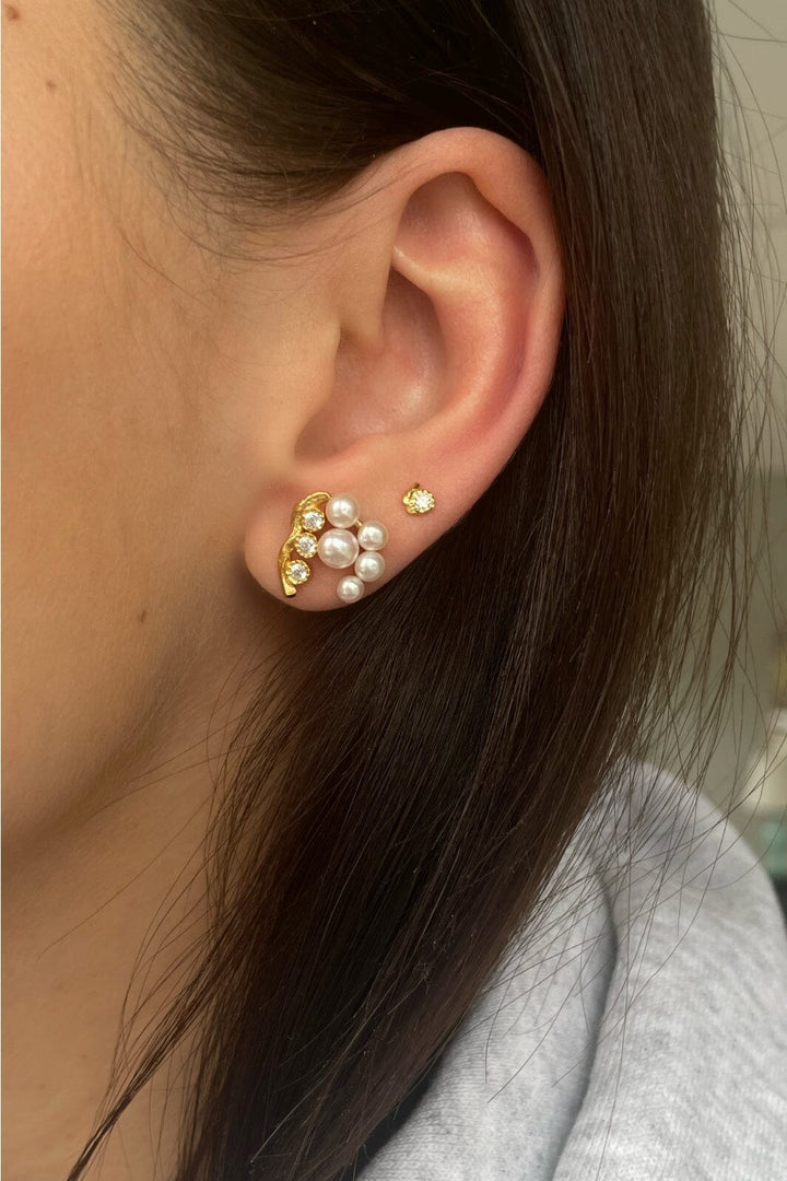 Forudbestilling - Stine A - Flow Earring With Three Stones - Single - 1335-02-S Øreringe 