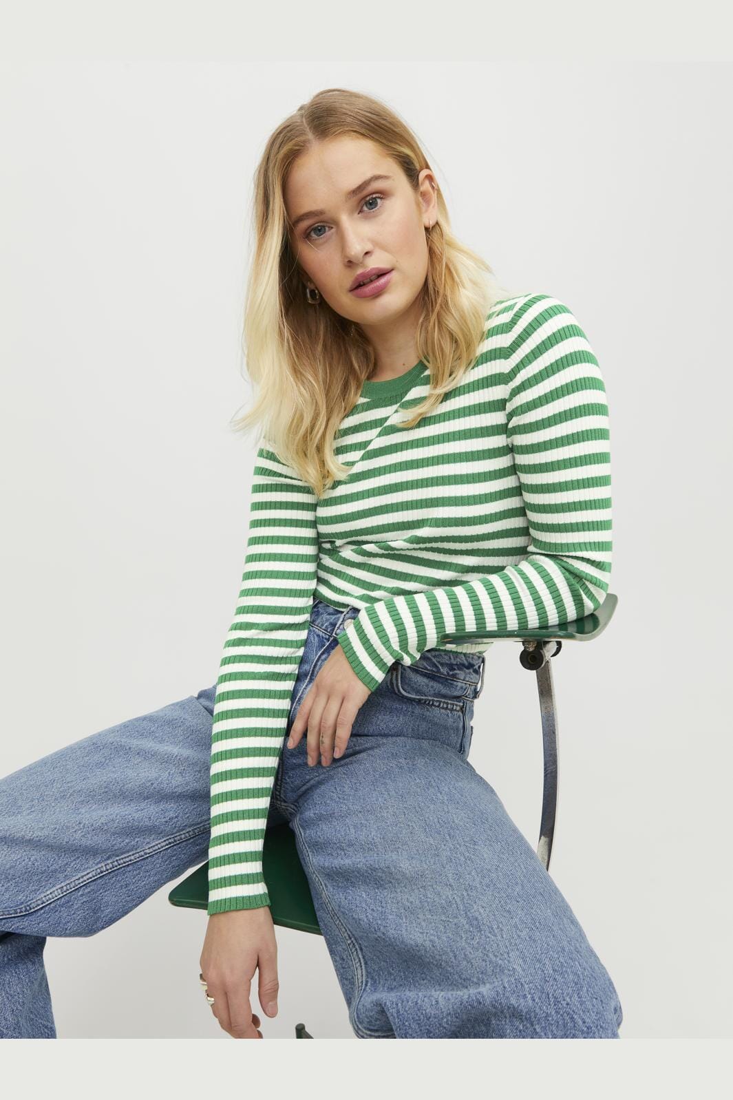 Jjxx - Jxjodi Tight Stripe Crew Neck Knit - 4412396 Medium Green /Cloud Dancer