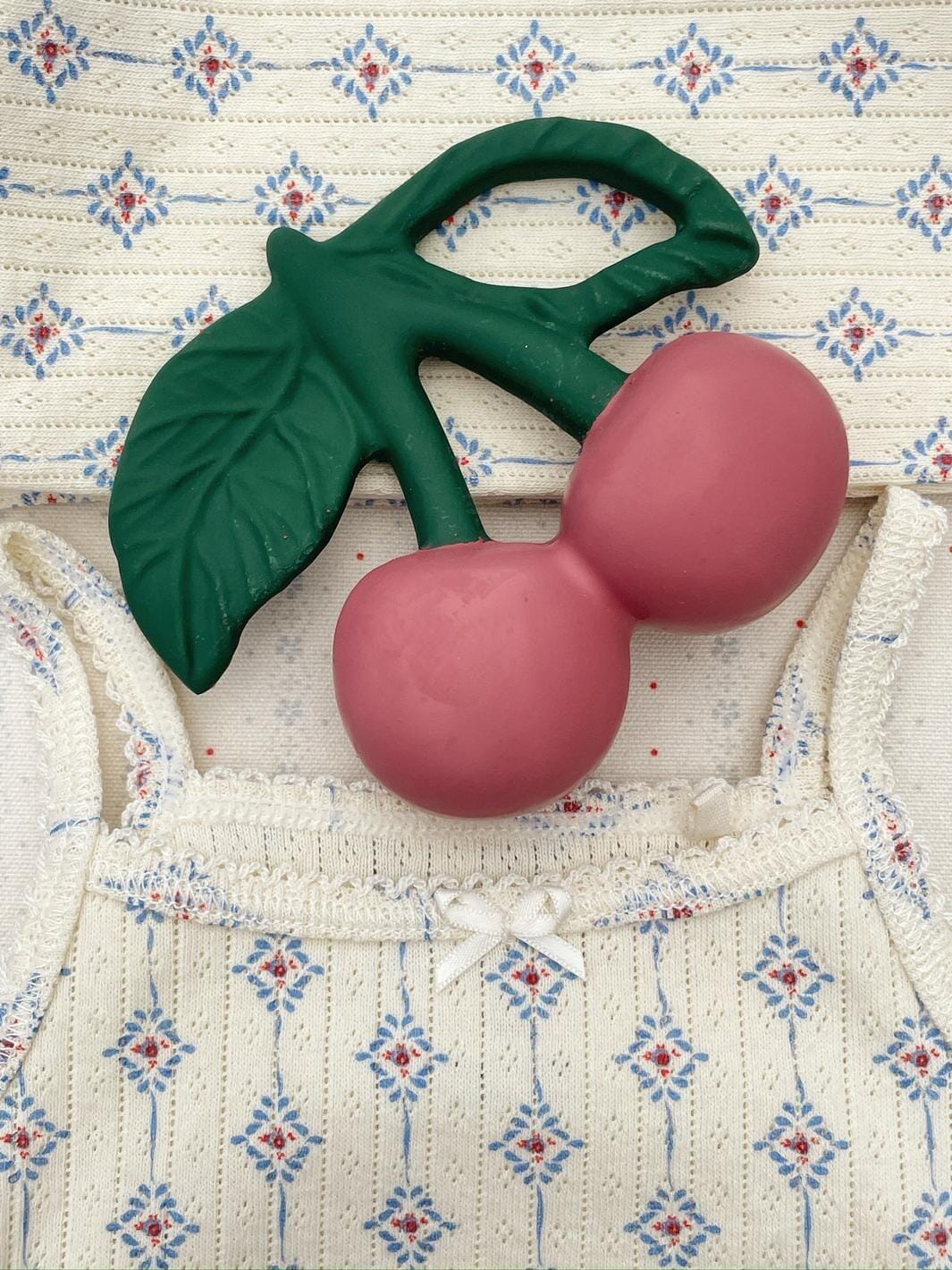 Konges Sløjd - Cherry Teether Ks105310 - Cherry