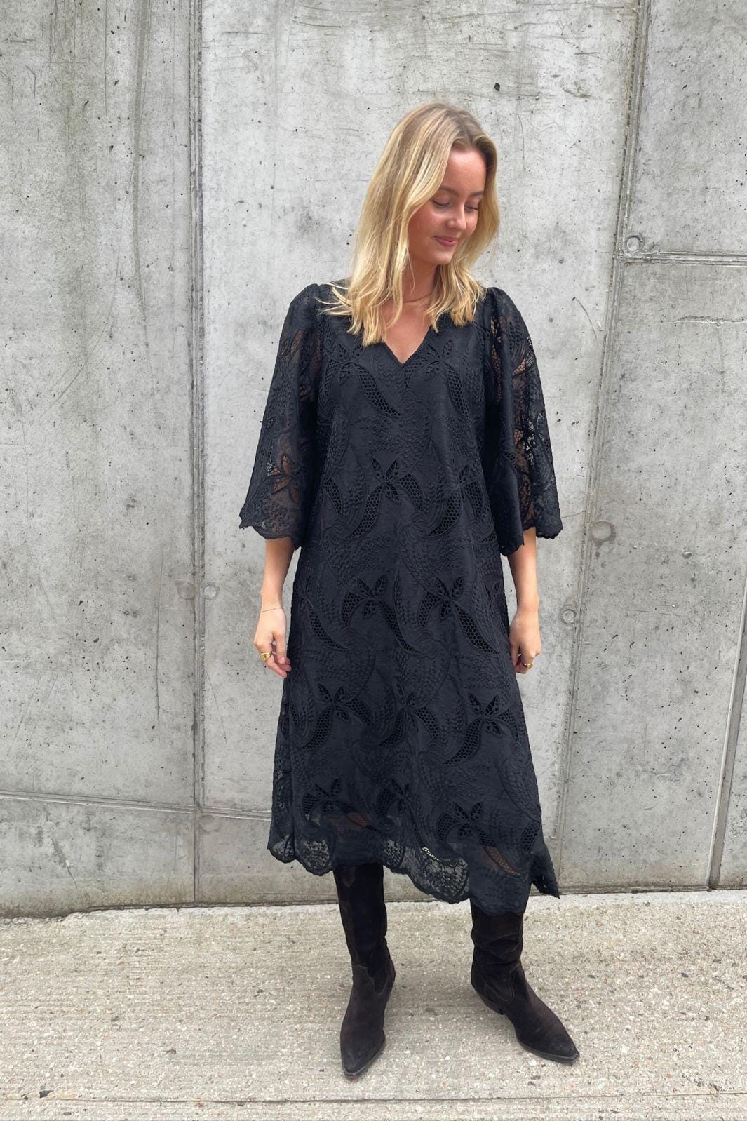 Love & Divine - Love1444 19416 - 000 - Black Kjoler 