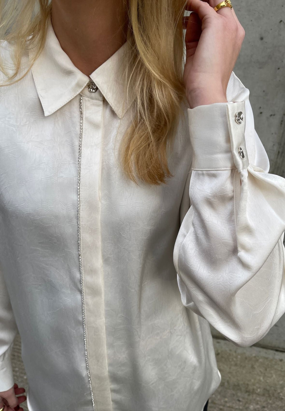 Love & Divine - Love1474 19512 - 115 - Cream Bluser 