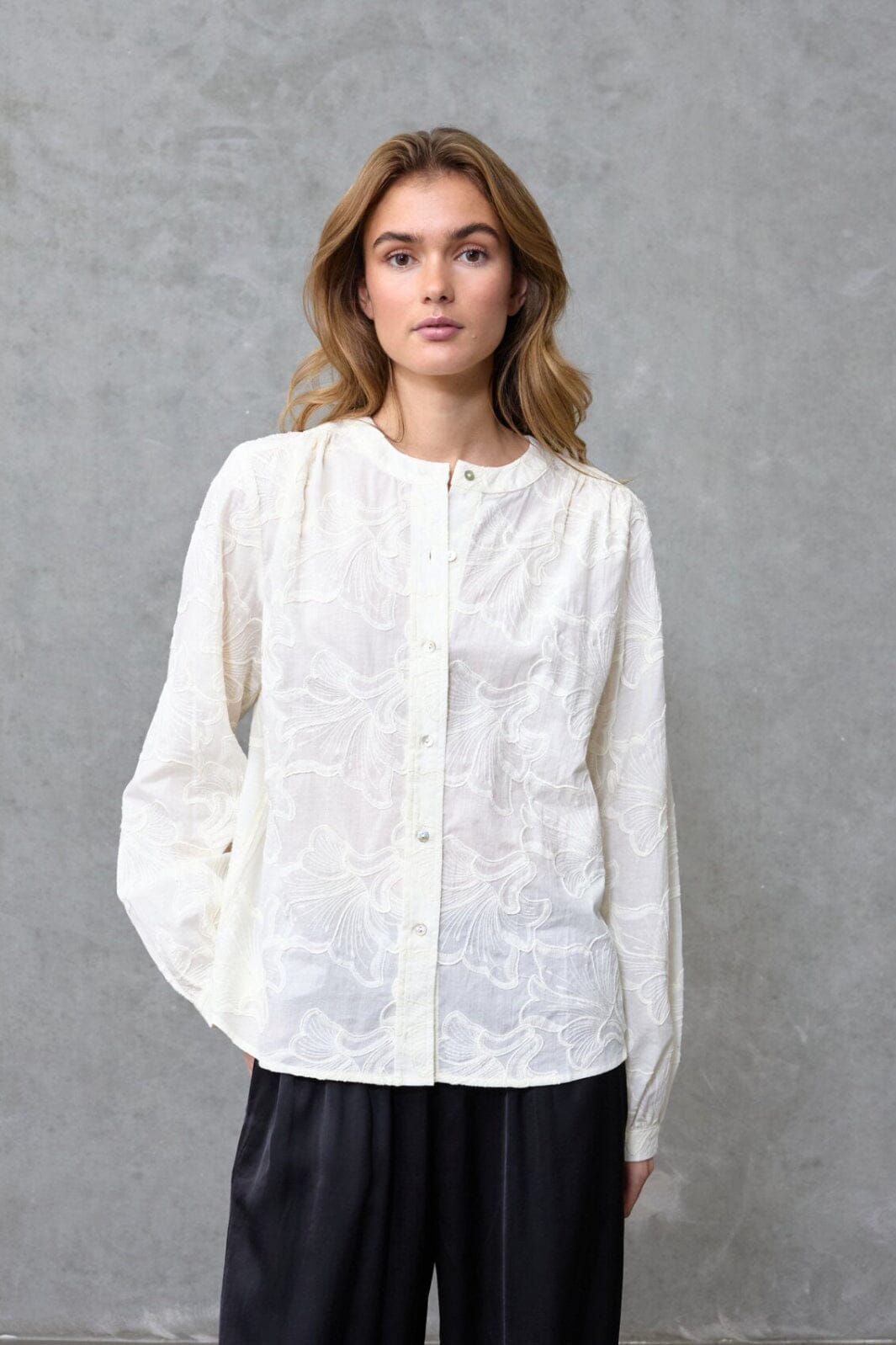 Love & Divine - Love1519 19767 - 115 - Cream Skjorter 