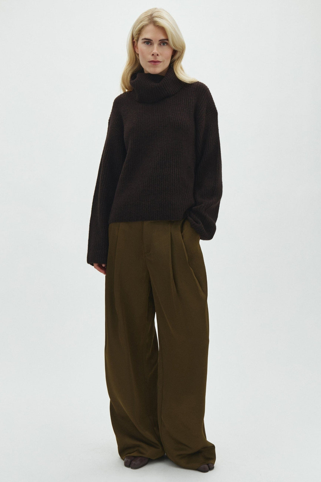 MbyM - Emeli-M 65201437 - Y72 - Smoked Olive Bukser 
